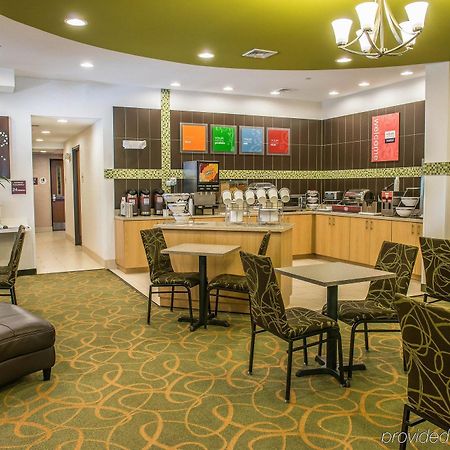 Red Roof Inn Pittsburgh - Mcknight Rd Εξωτερικό φωτογραφία