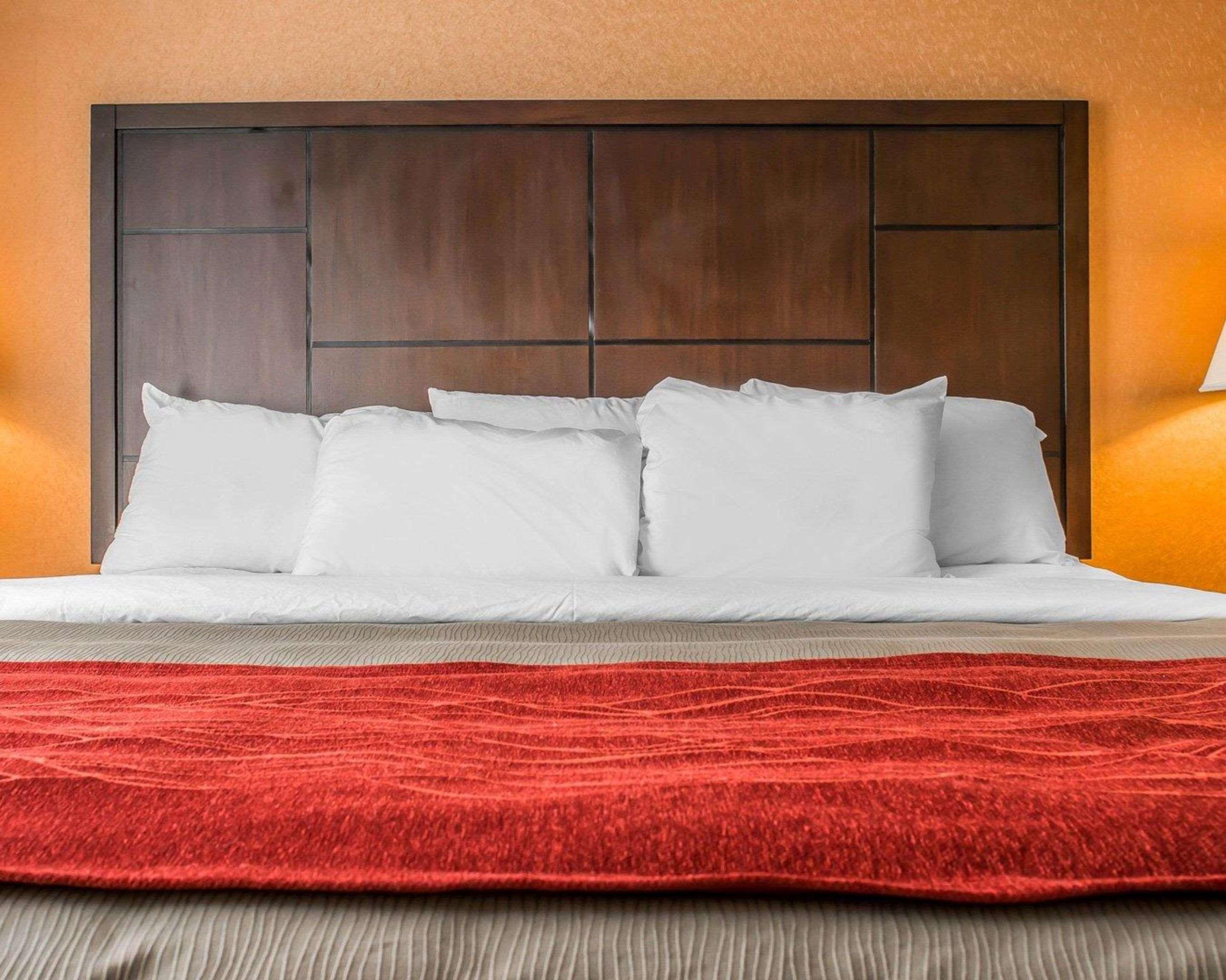 Red Roof Inn Pittsburgh - Mcknight Rd Εξωτερικό φωτογραφία
