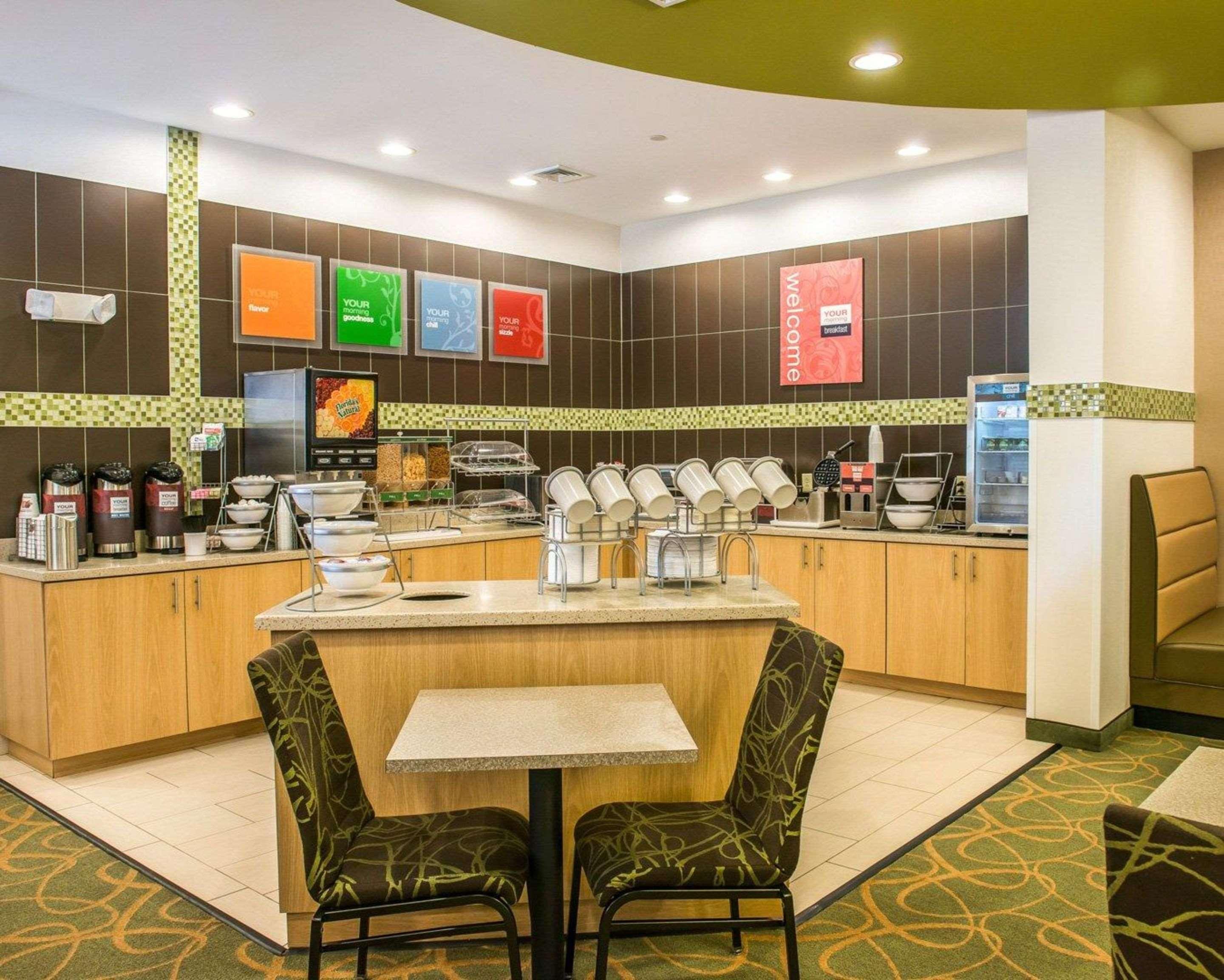Red Roof Inn Pittsburgh - Mcknight Rd Εξωτερικό φωτογραφία